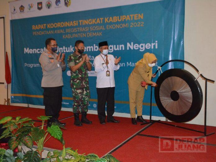 Bupati Demak Buka Rakor Pendataan Awal Registrasi Sosial Ekonomi 2022
