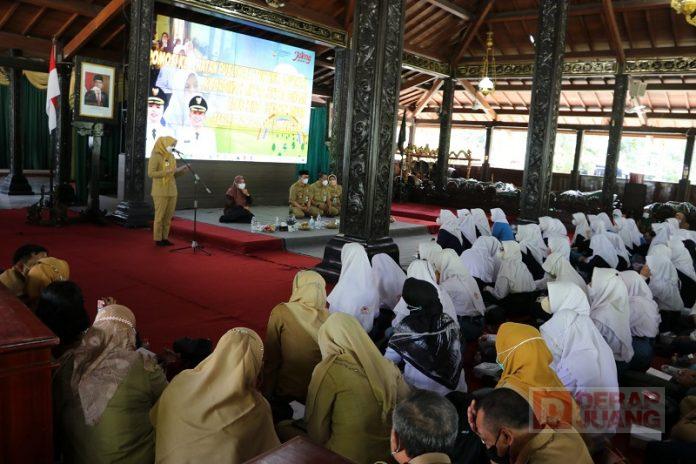 Cegah Anemia dan Stunting, Mbak Eisti Ajak Remaja Putri Minum TTD Serentak