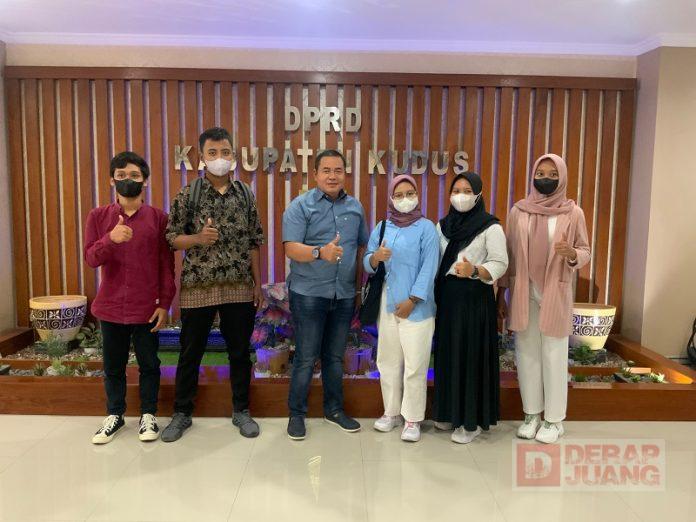 Didatangi Mahasiswa UMK, Masan Ajak Nostalgia Politik