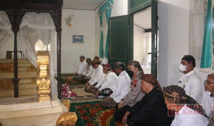 Hari Jadi Kudus, Masan Laksanakan Tabur Bunga Penghormatan