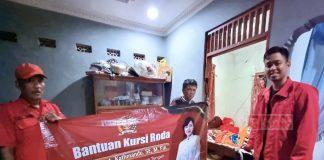 Himawan Berikan Kursi Roda dari Mbak Casytha Kepada Warga Susukan