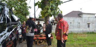 Kerja Lamban, Bupati Tiwi Tegur Pelaksana Perbaikan Jalan Bojong-Panican