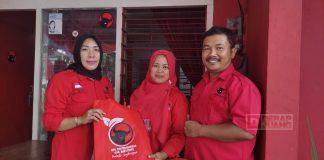 Kurangi Pemakaian Plastik, Banteng Banyumas Bagikan 5.000 Kantong Spunbond