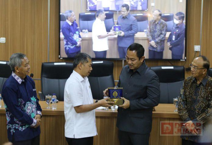 Mas Hendi Tingkatkan Sinergitas Pembangunan dengan Perguruan Tinggi