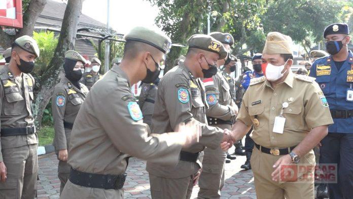 Ngesti Nugraha Ingatkan Komitmen Satpol PP-Damkar Layani Masyarakat