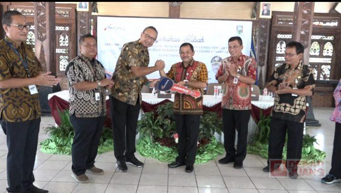Pemkab Semarang Terima Hibah Kendaraan Operasional