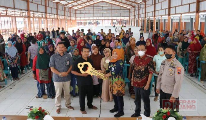 Pendampingan Pedagang, Wabup Etik Berpesan Kios Tidak Untuk Diperjualbelikan