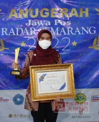 Penggerak Pemasaran UMKM, Bupati Demak Terima Penghargaan Anugrah Jawa Pos