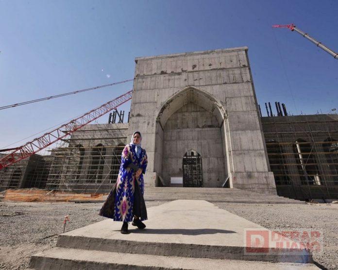 Puan Maharani Ziarah ke Makam Imam Al-Bukhari di Uzbekistan