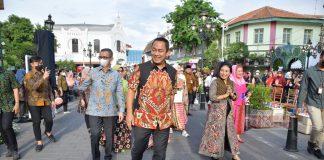 Batik Specta Nusantara Jadi Momentum Mas Hendi Tingkatkan Belanja Produk Indonesia