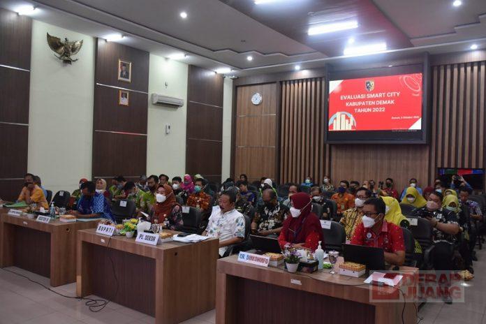 Bersama Kemenkominfo, Bupati Demak Presentasikan Evaluasi Smart City