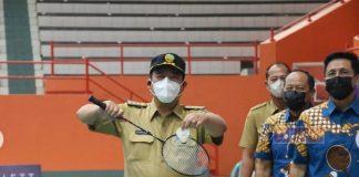 Bupati Husein Buka Pertandingan Bulu Tangkis BNI Sirkuit Nasional