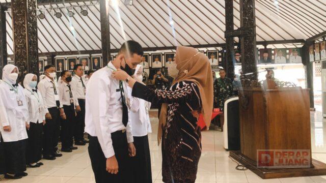 Bupati Tiwi Hadiri Penutupan Latsar 200 CPNS Purbalingga Tahun 2022