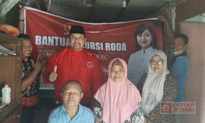 Dari Mbak Casytha, Mas Heru Berikan Kursi Roda di Desa Binaannya