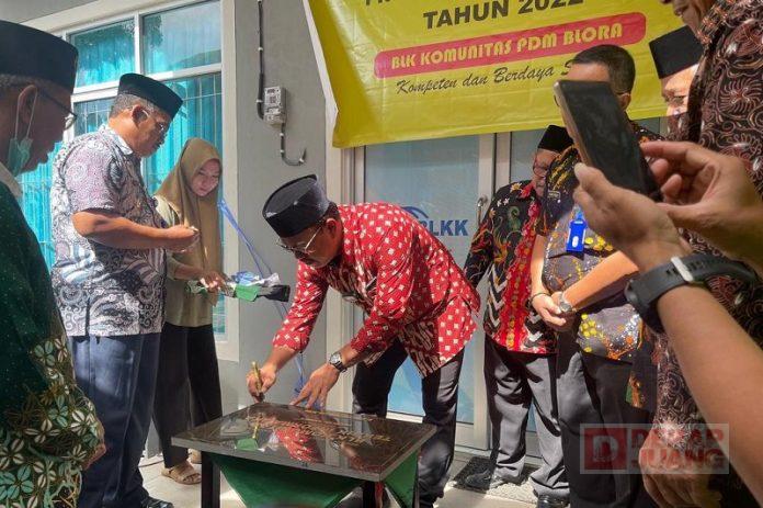 Edy Wuryanto Resmikan Gedung BLK Komunitas PDM Blora
