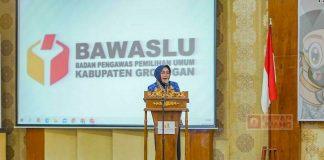 Hadiri Pelantikan Panwascam, Sri Sumarni: Panwascam Harus Bersifat Netral