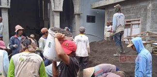 Ikuti Pengecoran Masjid, Purwono: Merupakan Wujud Nyata Kekompakan Masyarakat