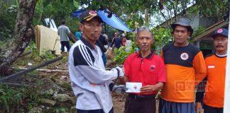 PAC PDI Perjuangan Karangkobar Bantu Korban Tanah Longsor
