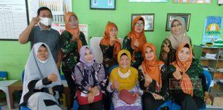 Ratna Ajak Lansia Lakukan Cek Kesehatan ke Posyandu