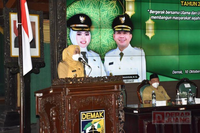 Wujud Apresiasi Bagi Hafidz Hafidzah, Bupati Demak Serahkan Bantuan