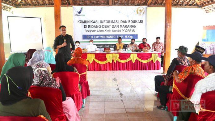 Wujud Kepedulian Sebagai Kader Partai, Edy Wuryanto Sapa Masyarakat Pulongrambe