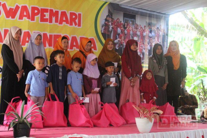 10 Tahun Aswapemari, Restu Sayekti Berikan Santunan Anak Yatim