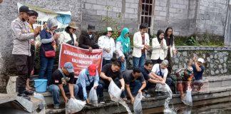 Bung Dance Hadiri Giat Senam Tera dan Penebaran Benih Ikan di Kali Benoyo