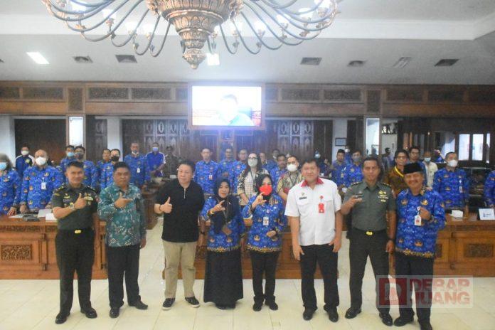 Bung Dance Jadi Narasumber Seminar CSIRT(2)
