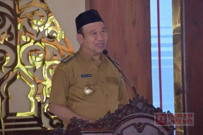 Bupati Husein Kukuhkan 44 Kepala Sekolah