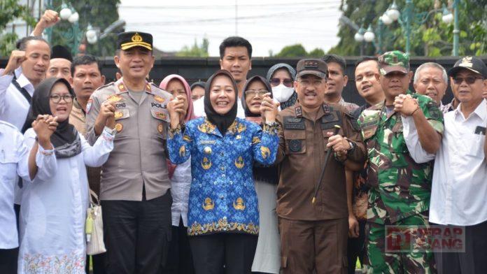 Bupati Tiwi 89 Calon Siap Terima Hasil Pilkades