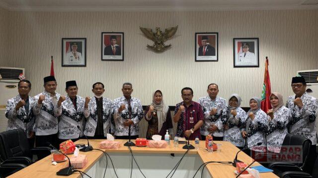 Bupati Tiwi Berharap PGRI Siap Sukseskan GMPS