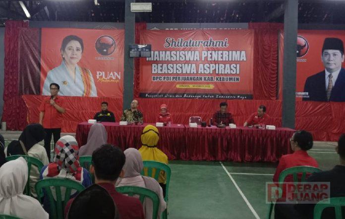 DPC PDI Perjuangan Kebumen Gelar Silaturahmi dengan Penerima Beasiswa KIP