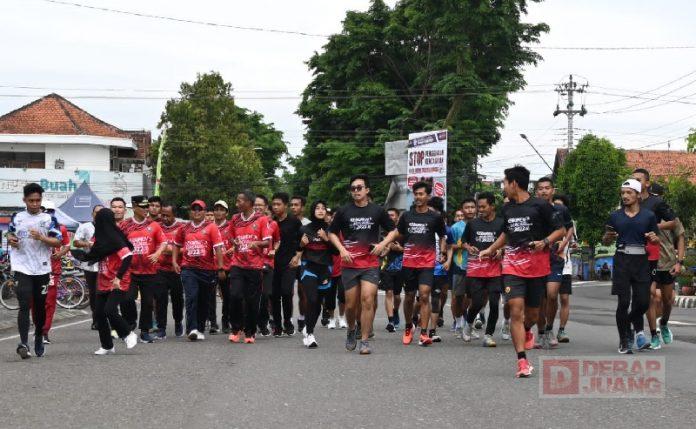 Kebumen Beach Half Marathon Perebutkan Piala Puan Maharani (2)