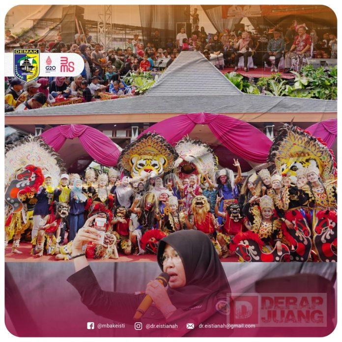 Mbak Eisti Festival Barongan Meriahkan Panggung Kesenian Demak