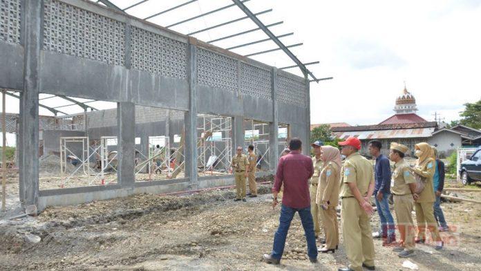 Pengerjaan Dikebut, Bupati Tiwi Optimis Proyek Fisik Rampung Akhir Tahun