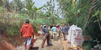 Senyum Ceria Warga Kalibening Terima Aspirasi Bambang Sutrisno