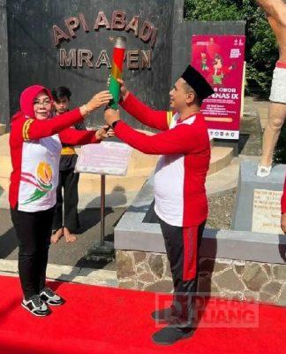 Serahkan Obor Api Pospenas, Sri Sumarni: Bentuk Keharmonisan Antar Umat Beragama