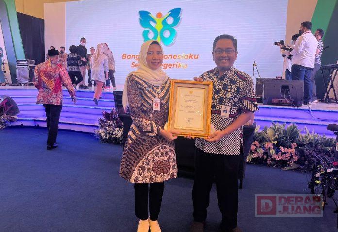 Terima Penghargaan Kawasan Tanpa Rokok, Ristawati Demi Kesehatan Bersama