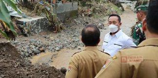 Kadar Lusman Tinjau Kondisi Warga Pasca Banjir