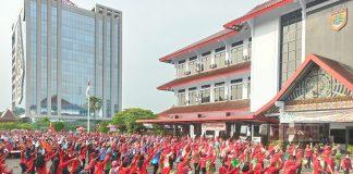 Bupati Etik Dorong Masyarakat Jaga Pola Hidup Sehat