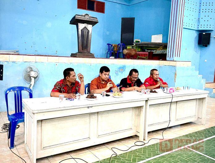 Agus Supriyanto Beri Arahan KomandanTe Bintang Satu dan Calon Saksi Desa Karangkemojing(2)