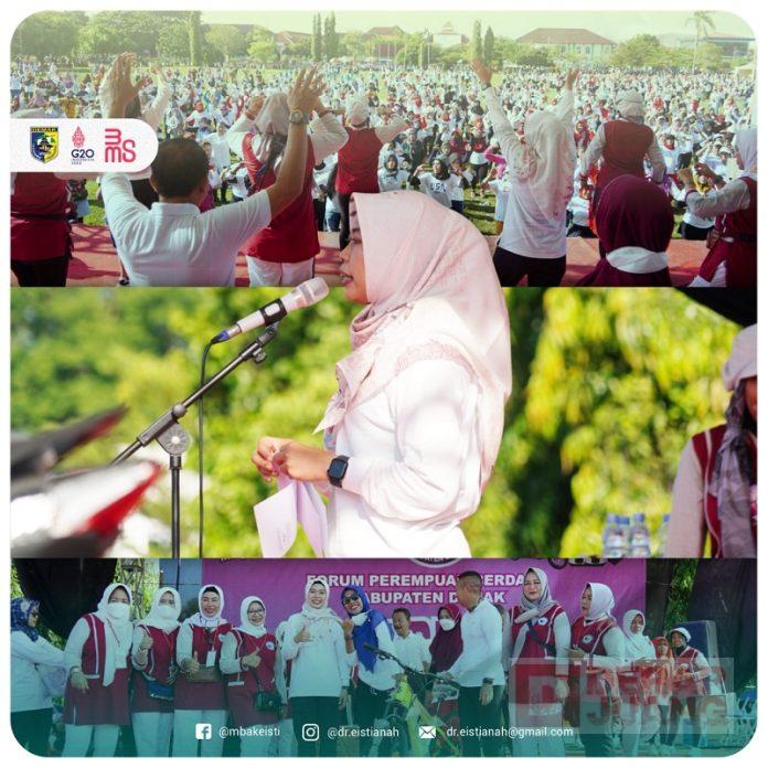 Bareng Tatiek, Mbak Eisti Pimpin Senam Forum Perempuan Berdaya Demak