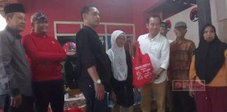 Bersama Ketua DPC Partai, Arif Wahyudi Salurkan Bantuan Sembako