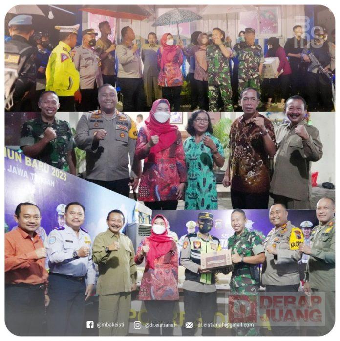 Bupati Demak Monitoring Gereja dan Posko Pelayanan di Malam Natal 2022