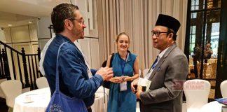 Bupati Husein Beri Paparan di Acara SGAC Bangkok