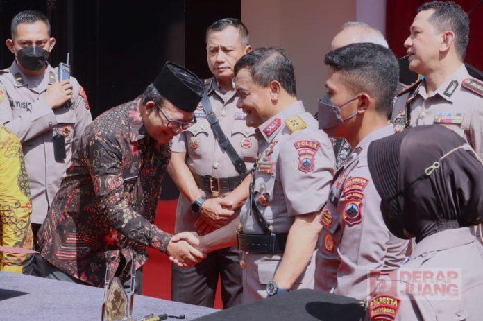 Bupati Husein Hadiri Peresmian Gedung Layanan Terpadu Polresta Banyumas