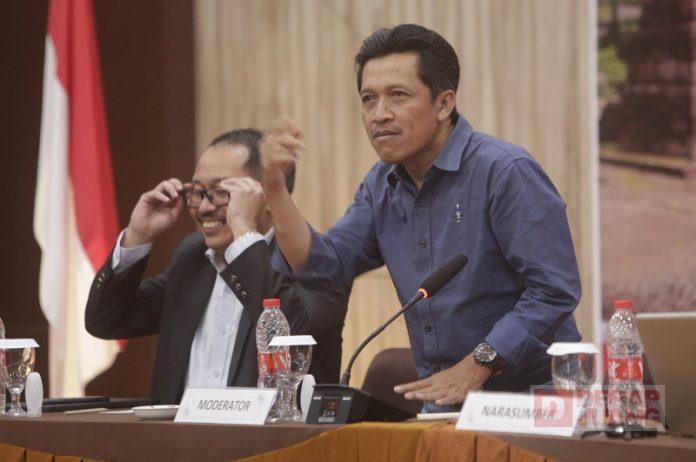 Dampingi Bupati Afif, Sofwan Berikan Motivasi Kades dan Perangkat Desa Wonosobo