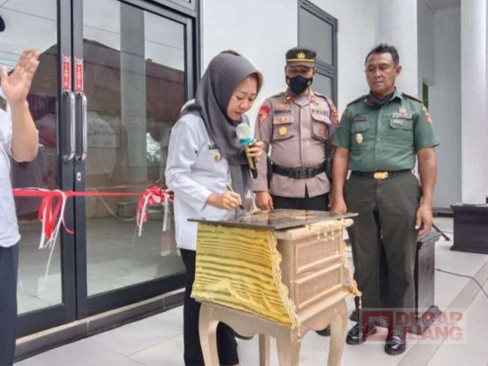 Diresmikan, Kades Maribaya Sampaikan Terimakasih Atas Renovasi Balai Desa