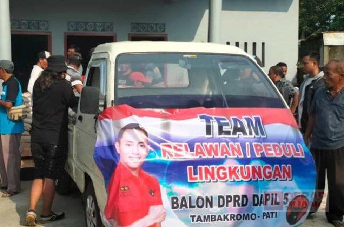 Mat Soleh Berikan Bantuan Bagi Korban Banjir di Tambakromo