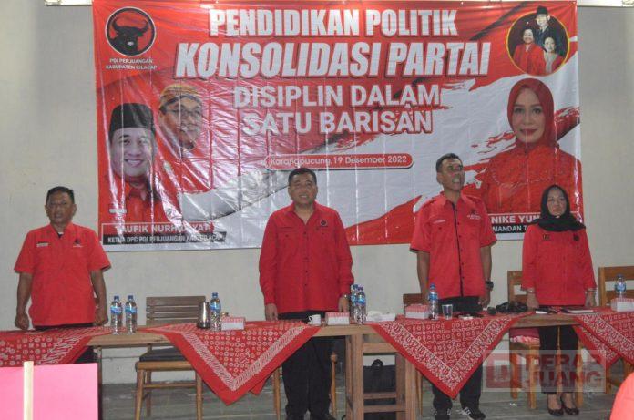 Nike Yunita Srikandi Banteng Cilacap Siap Bertempur di Pemilu 2024